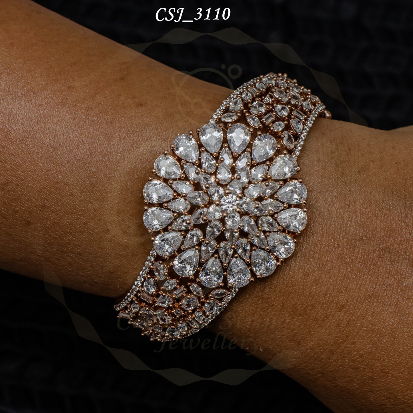 Golden Radiance Cluster AD Bracelet