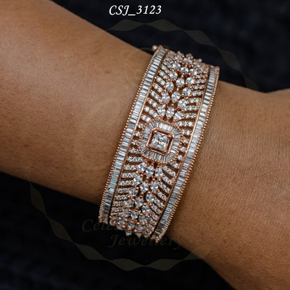 Central Square Halo Crystal Bracelet