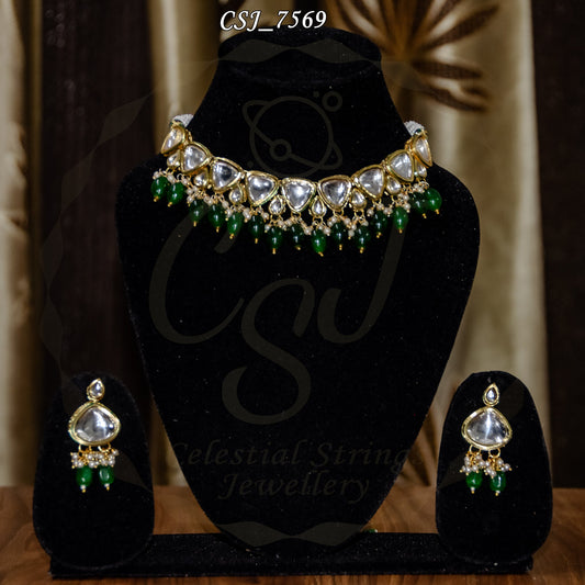 Kundan Small set with emerald pearls