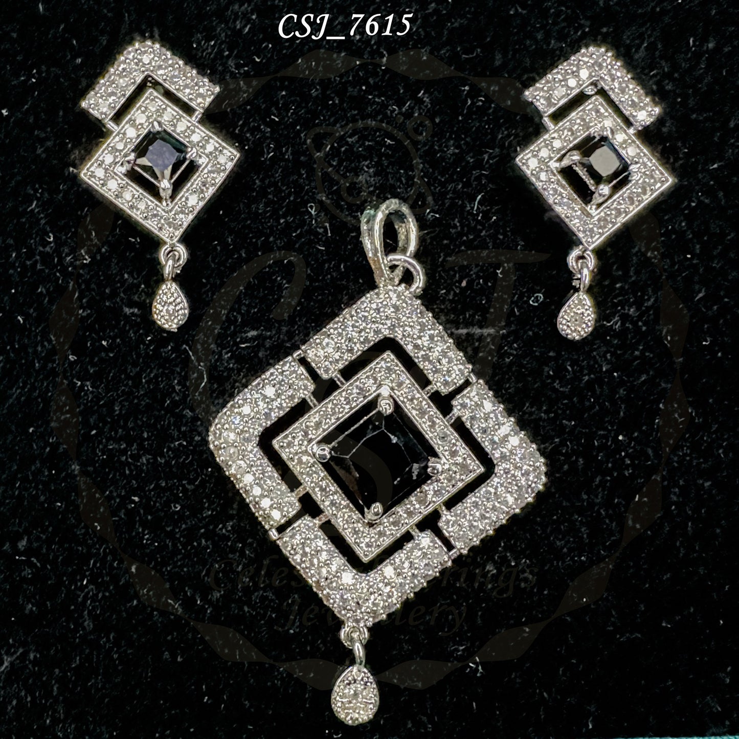 Diamond Shaped AD Pendant Set